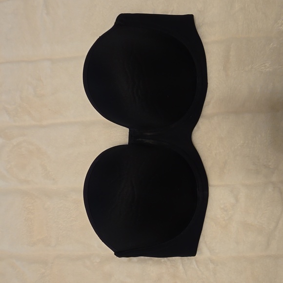 Strapless black bra - Picture 1 of 3